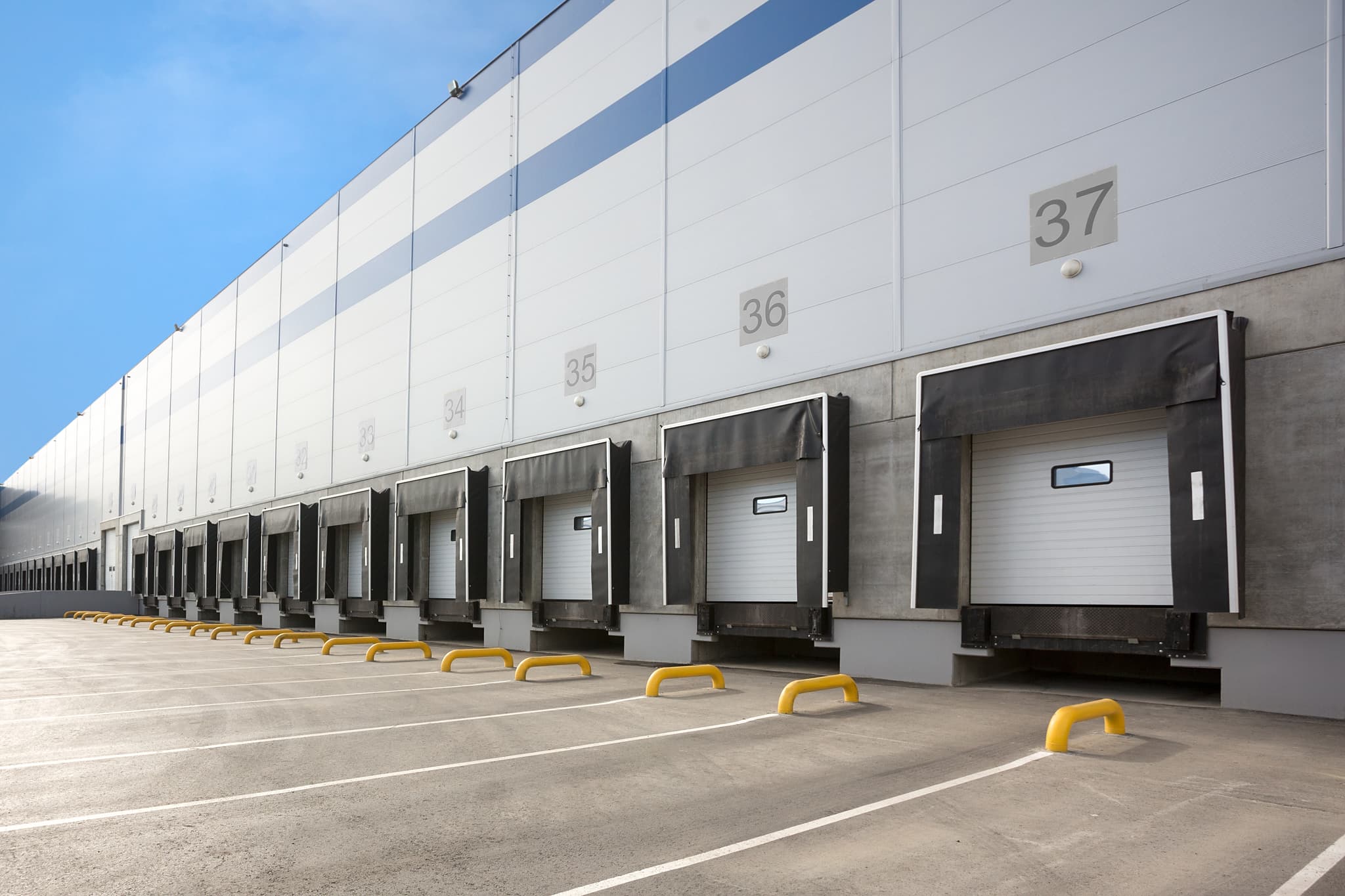 2023/Q4 INDUSTRIAL PROPERTY MARKET REPORT - SLOVAK REPUBLIC